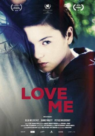 Люби меня (фильм 2013)