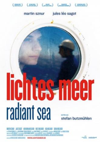 Сияние моря (фильм 2015)