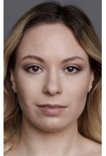 Анна Иванова