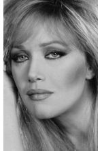 Таня Робертс