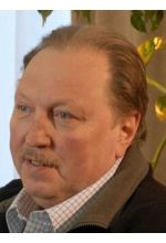 Михаил Суров