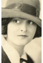 Sylvia Breamer