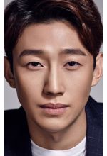 Ki-Young Kang