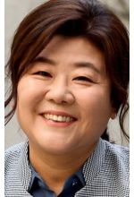 Jung Eun Lee