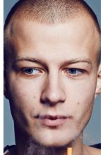 Густав Дюэкьер Гис