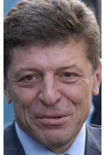 Дмитрий Козак