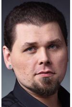 Михаил Озеров