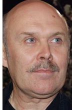 Сергей Овчаров