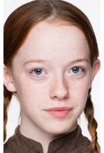 Amybeth McNulty