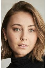 Mavournee Hazel