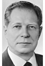 Дмитрий Устинов
