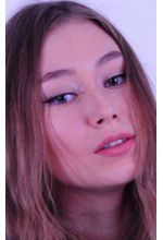 Алина Разумкова
