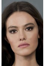 G&uuml;lper &Ouml;zdemir