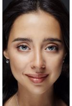 Нана Муштакова