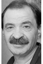 Илья Олейников
