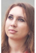 Алла Довгань