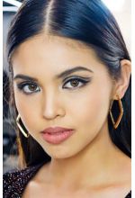 Maine Mendoza