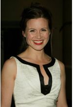 Мэгги Лэйси