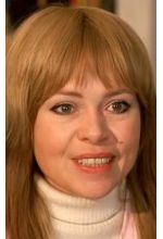 Арина Ефремова