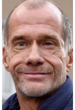 Георг Юкер