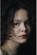 Юлия Бурова