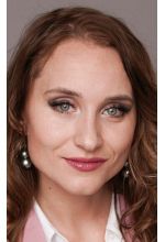 Юлия Попова