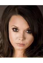 Анна Джуллиенн