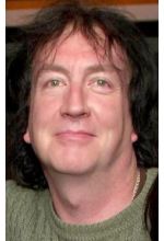 Simon Carmody