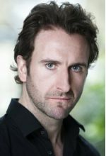Colin Fox