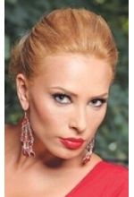 Iulia Vantur